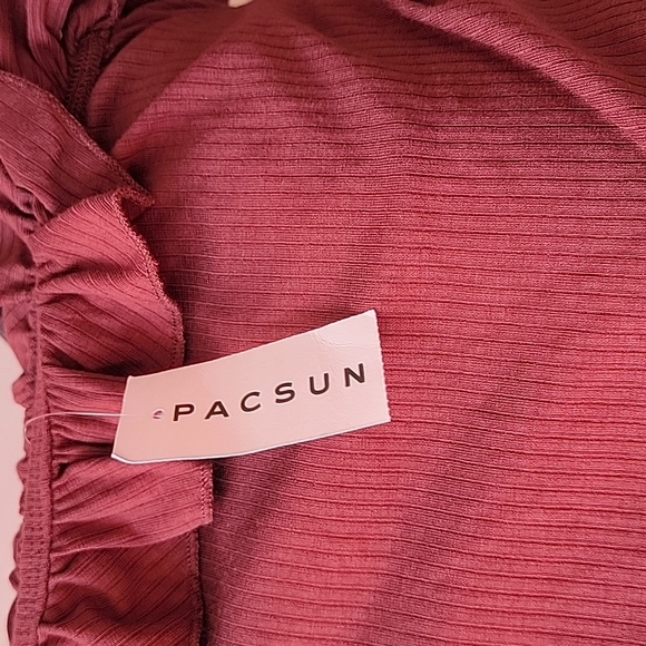 LA Hearts off the shoulder crop top/size S. - Picture 8 of 10